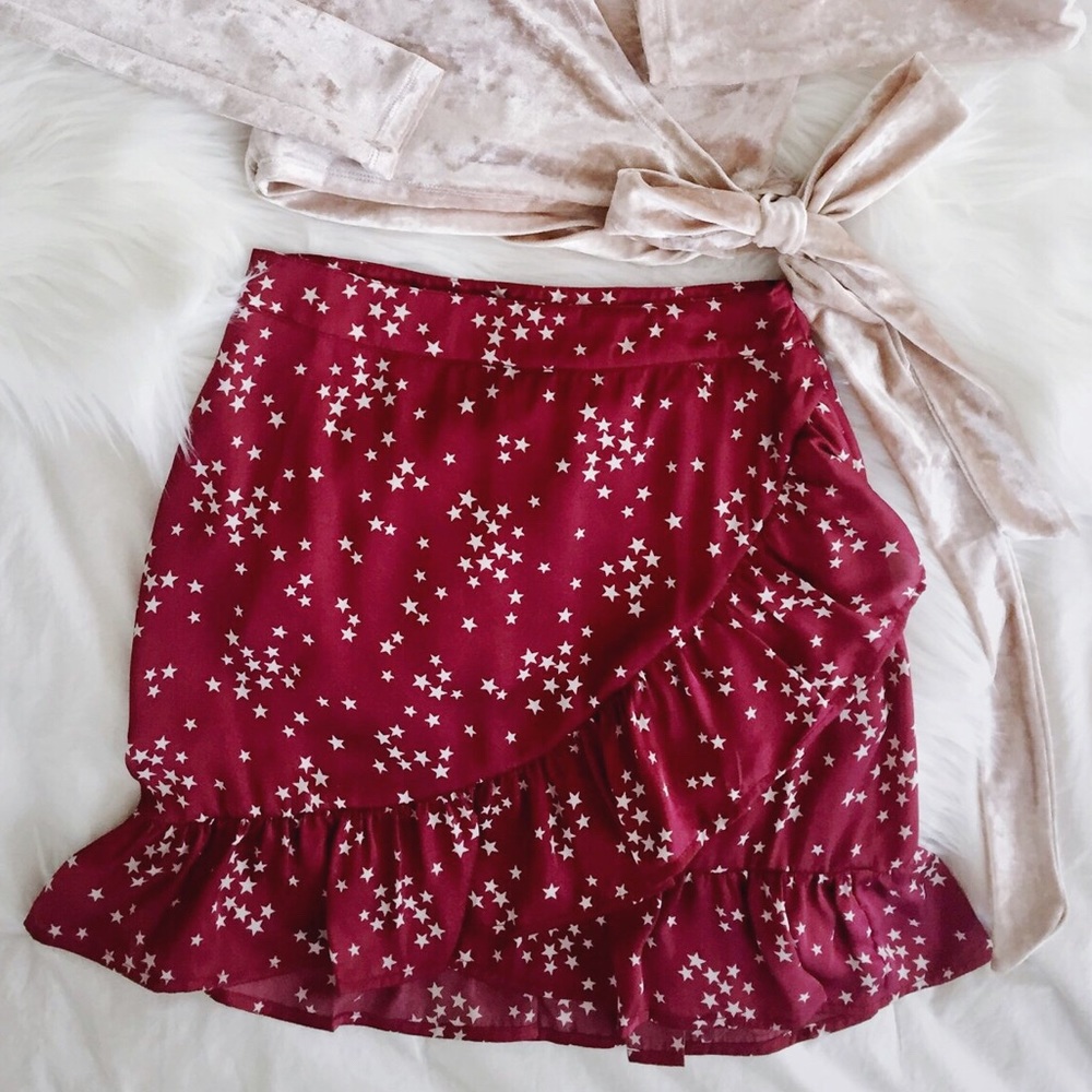 SUPER SALE Seeing Stars Ruffle Wrap Skirt In Wine - Picture 2 of 3